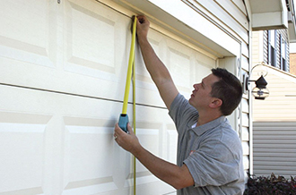 Fix A Garage Door in Shannon Park