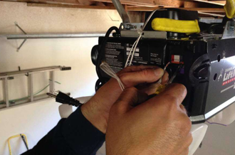 Garage Door Motor Repair in Shannon Park